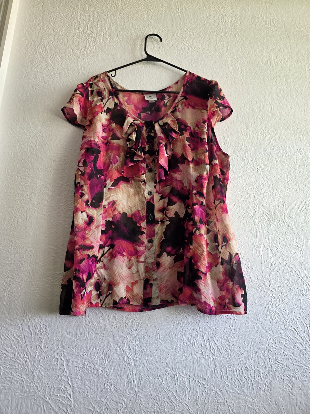 Whimsigoth Worthington Pink Floral Ruffle Button-Front Blouse